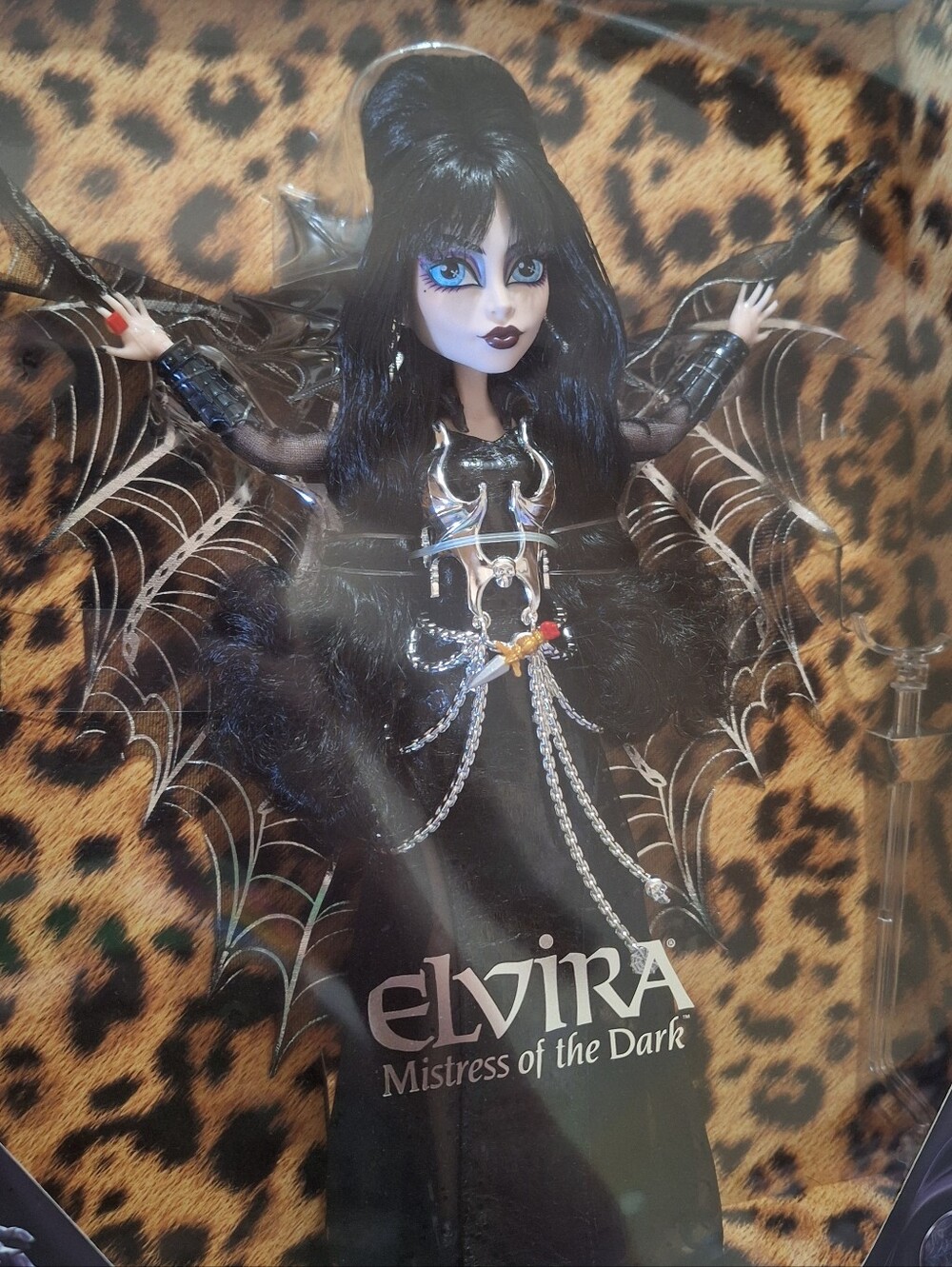 Elvira 2025 Monster High Collab